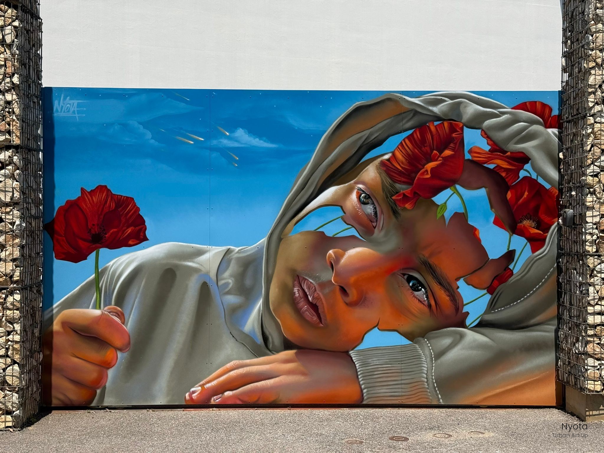 Fresque murale de l'artiste Nyota, festival Square Up 2025, Carré d'Or, Perpignan