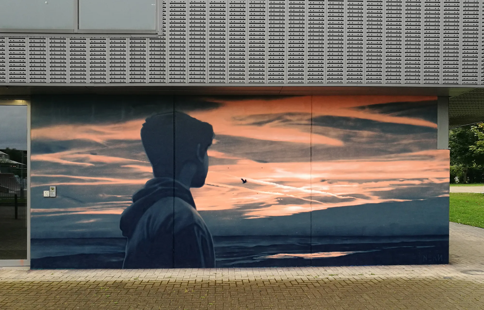 Fresque de Néan au crépuscule